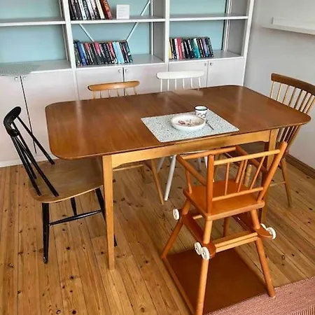Huoneisto Spacious Three And Kitchen In Hakaniemi